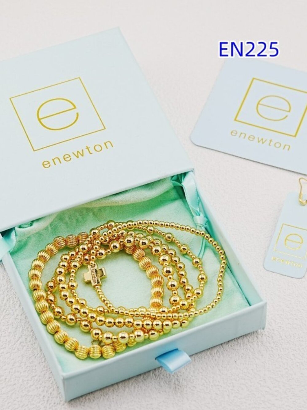 Enewton Gold Pearl Five-Piece Glove Set